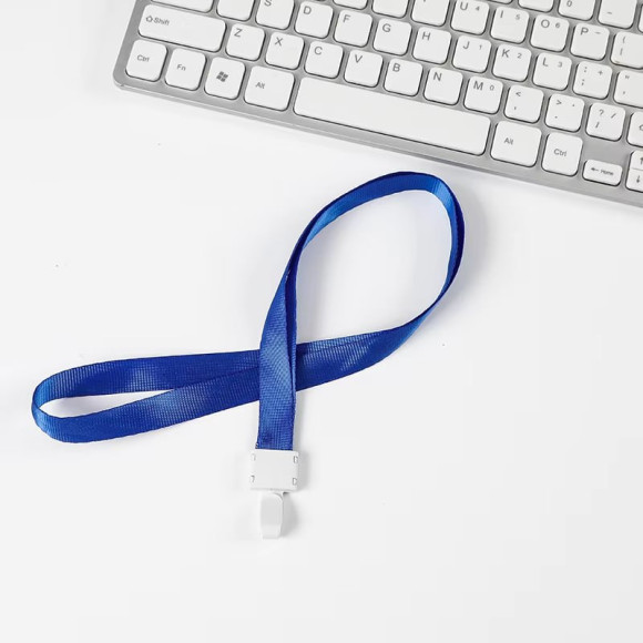 Шнурок для бейджа синій 15 мм з пластиковою кліпсою